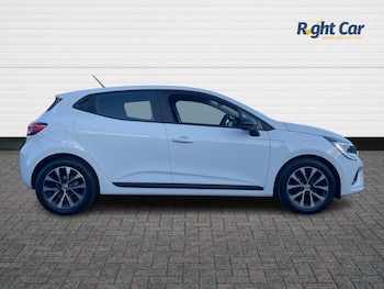 Used Renault Clio 2023 for sale - 76044731: Photo 4