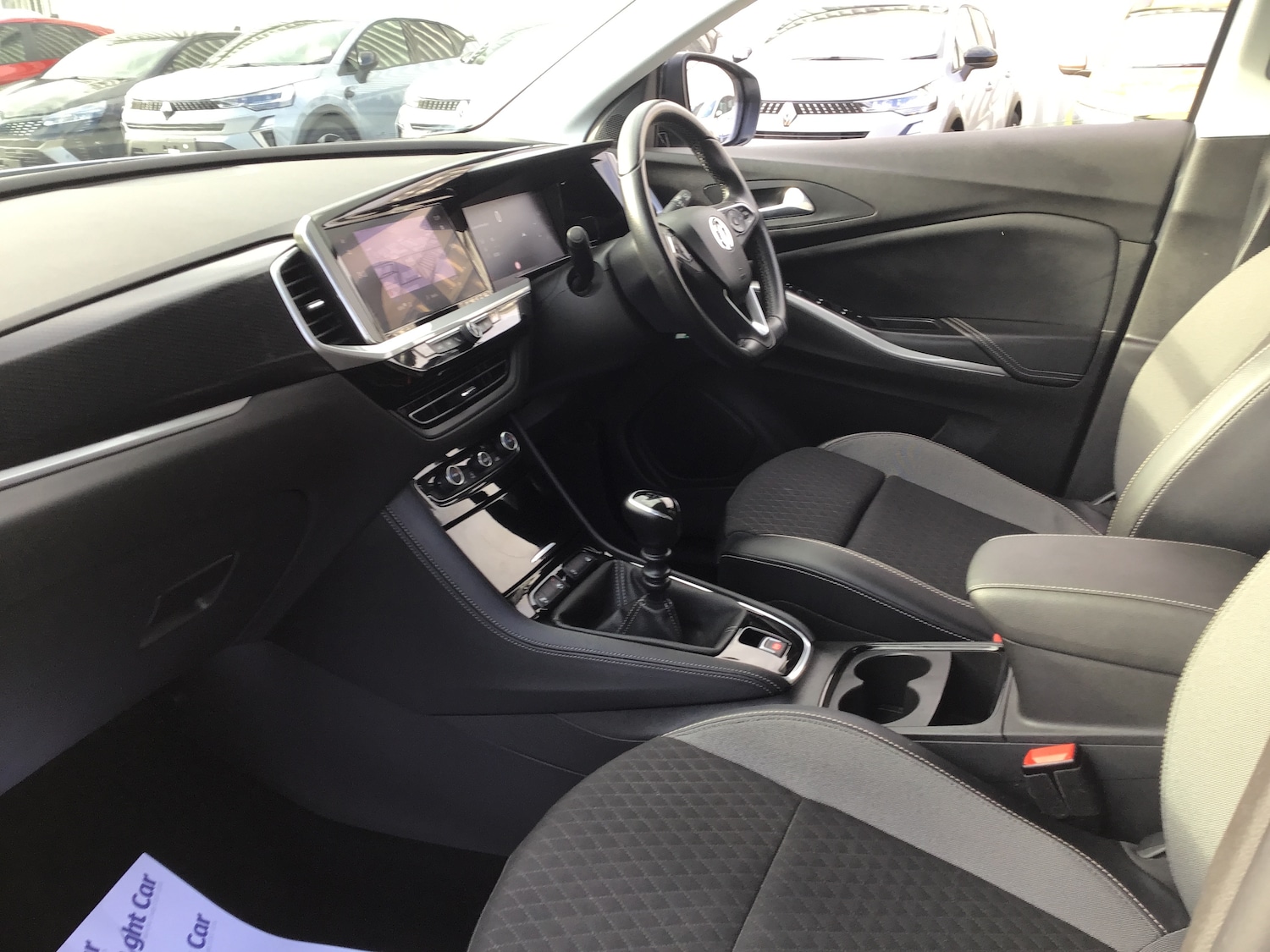 Used Vauxhall Grandland 2022 for sale - 77600472: Photo 2