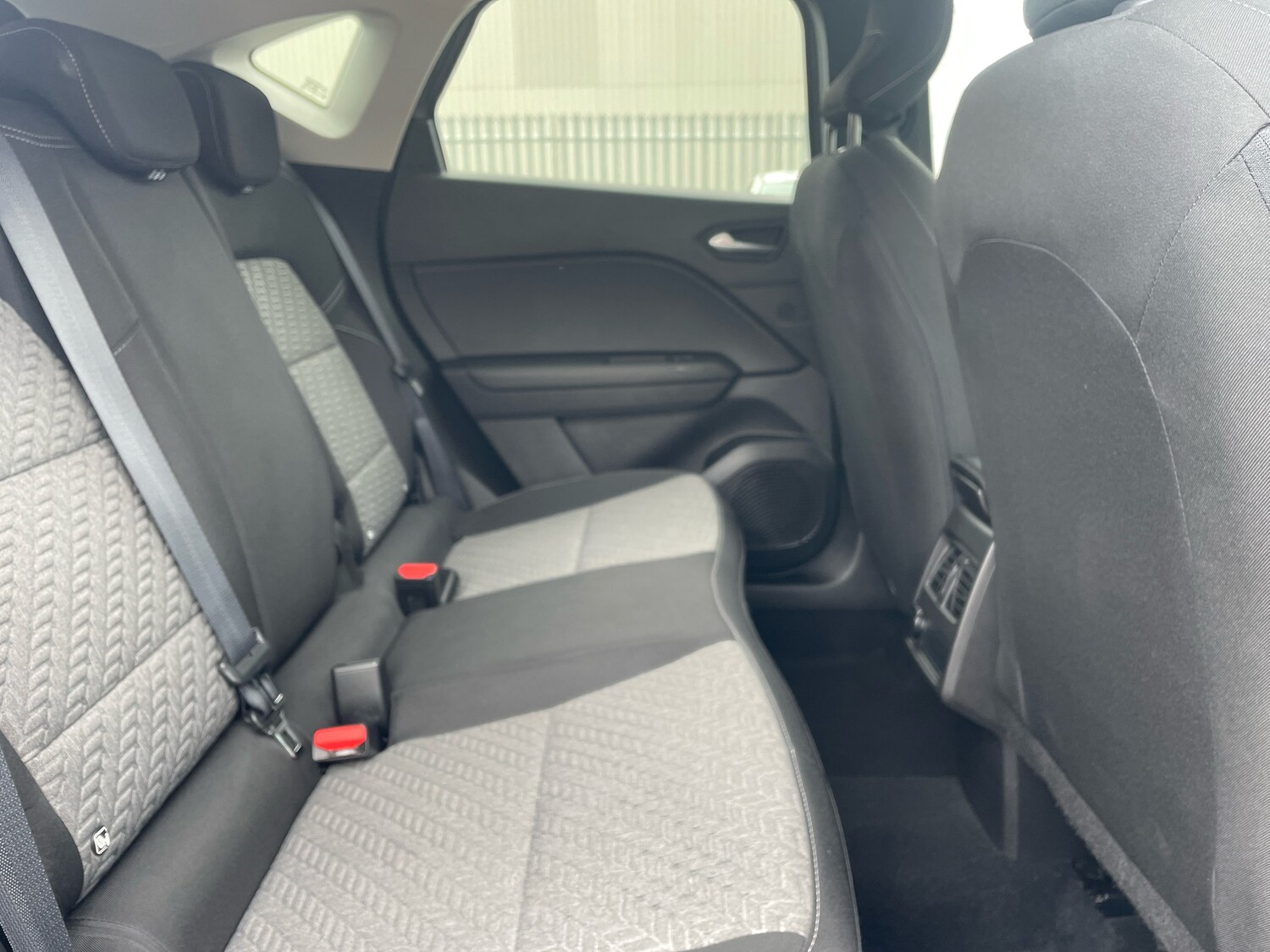 Used Renault Captur 2021 for sale - 75993131: Photo 10