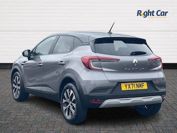 Used Renault Captur 2021 for sale - 75993131: Photo 3