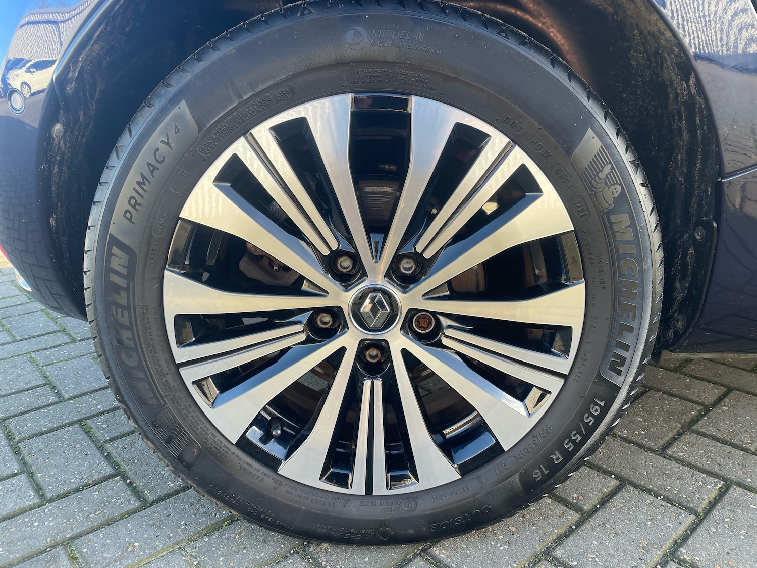 Used Renault Zoe 2021 for sale - 76901545: Photo 5