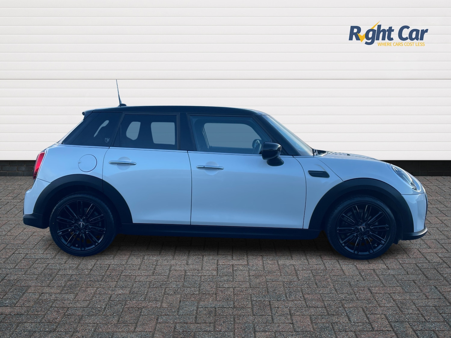 Used MINI Hatch 2022 for sale - 77111694: Photo 4