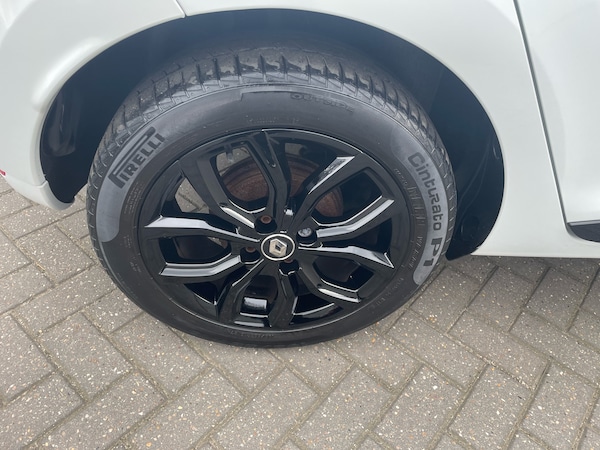 Used Renault Clio 2019 for sale - 76204512: Photo 5