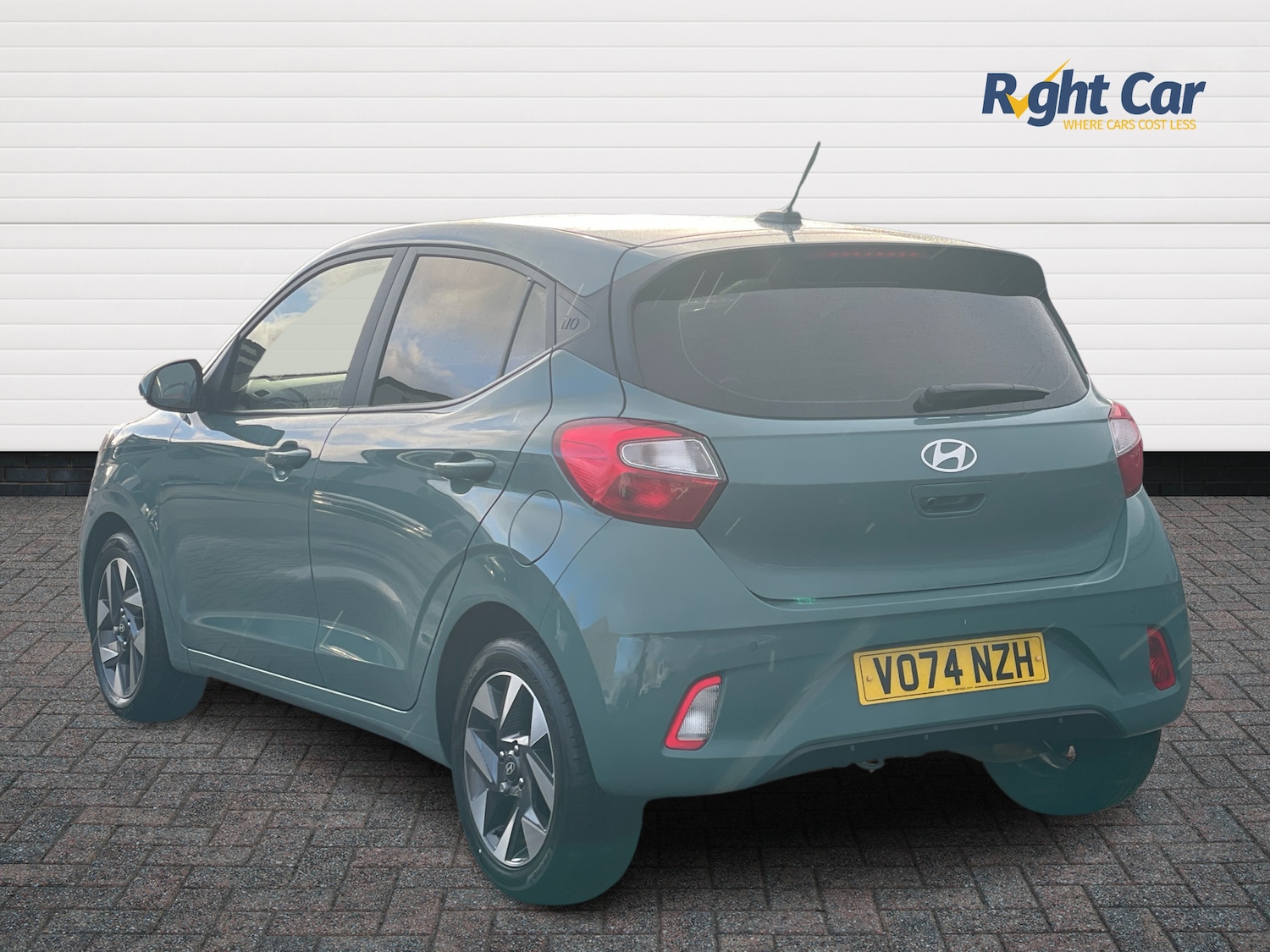 Used Hyundai i10 2024 for sale - 76691630: Photo 3