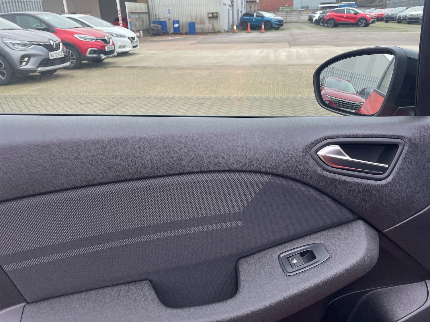 Used Renault Clio 2025 for sale - 77178235: Photo 11