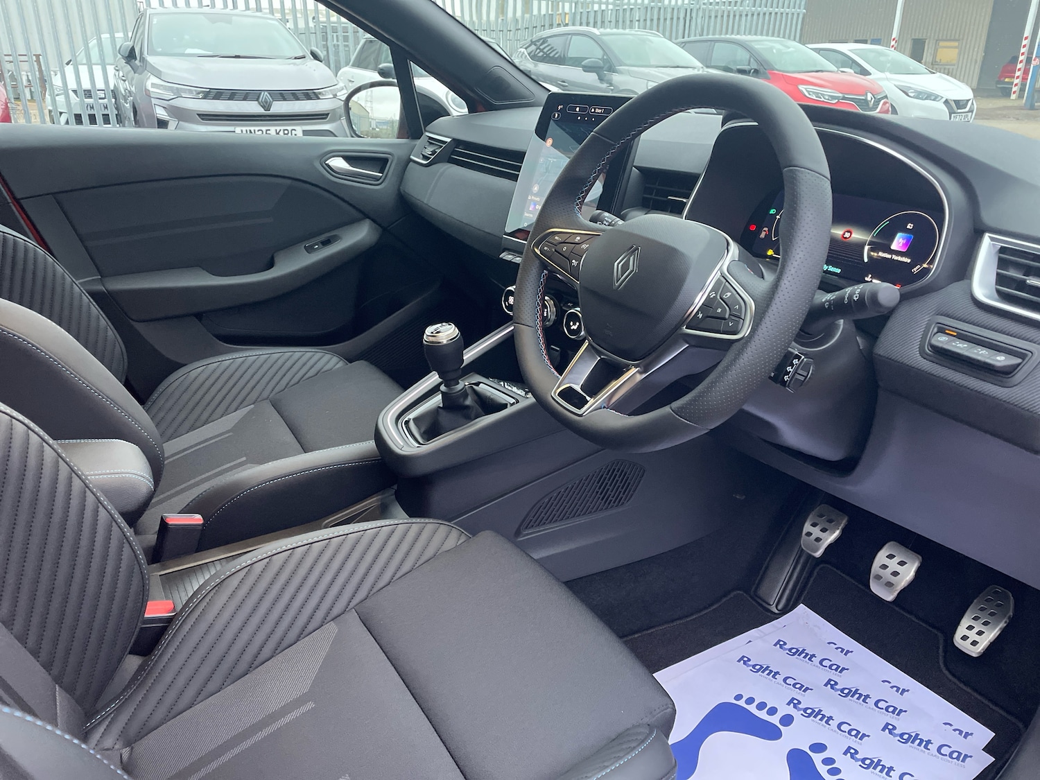 Used Renault Clio 2025 for sale - 77178235: Photo 6