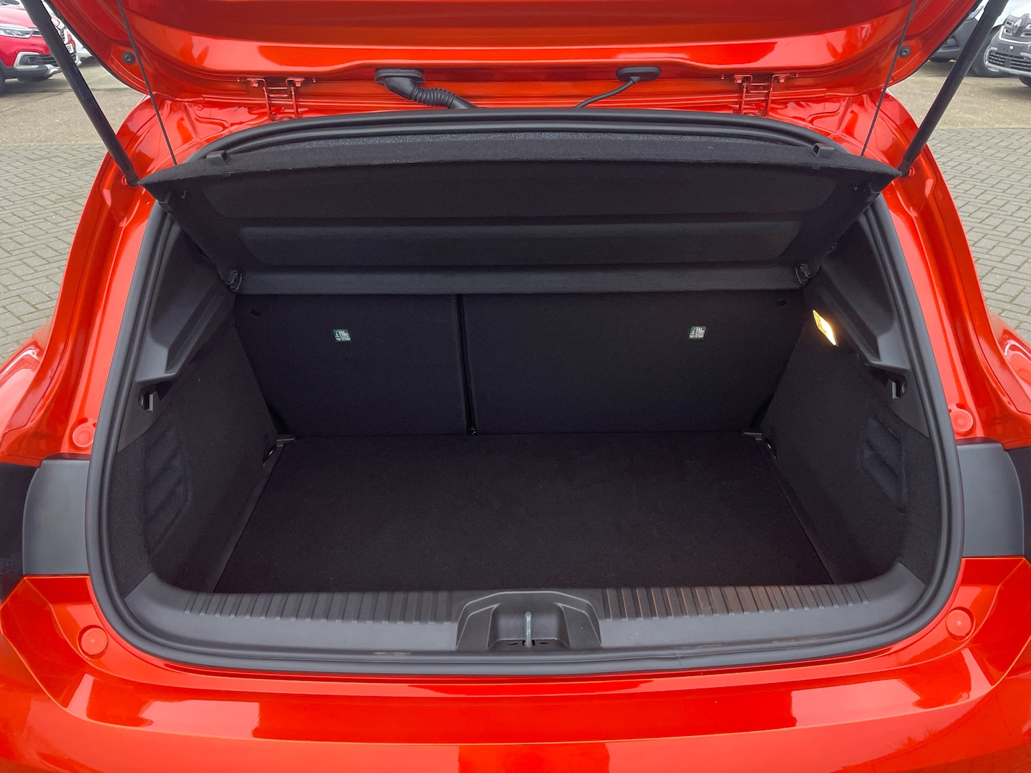 Used Renault Clio 2025 for sale - 77178235: Photo 9