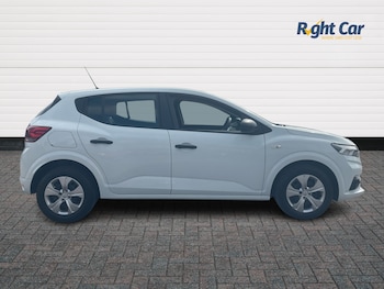 Used Dacia Sandero 2023 for sale - 76928100: Photo