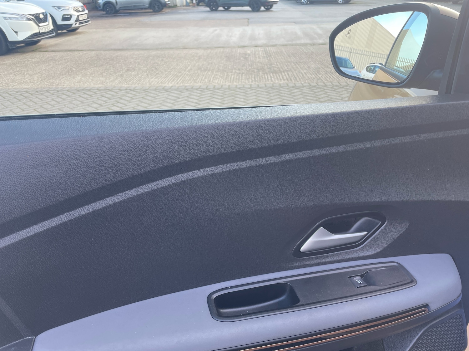 Used Dacia Sandero Stepway 2025 for sale - 76373068: Photo 11
