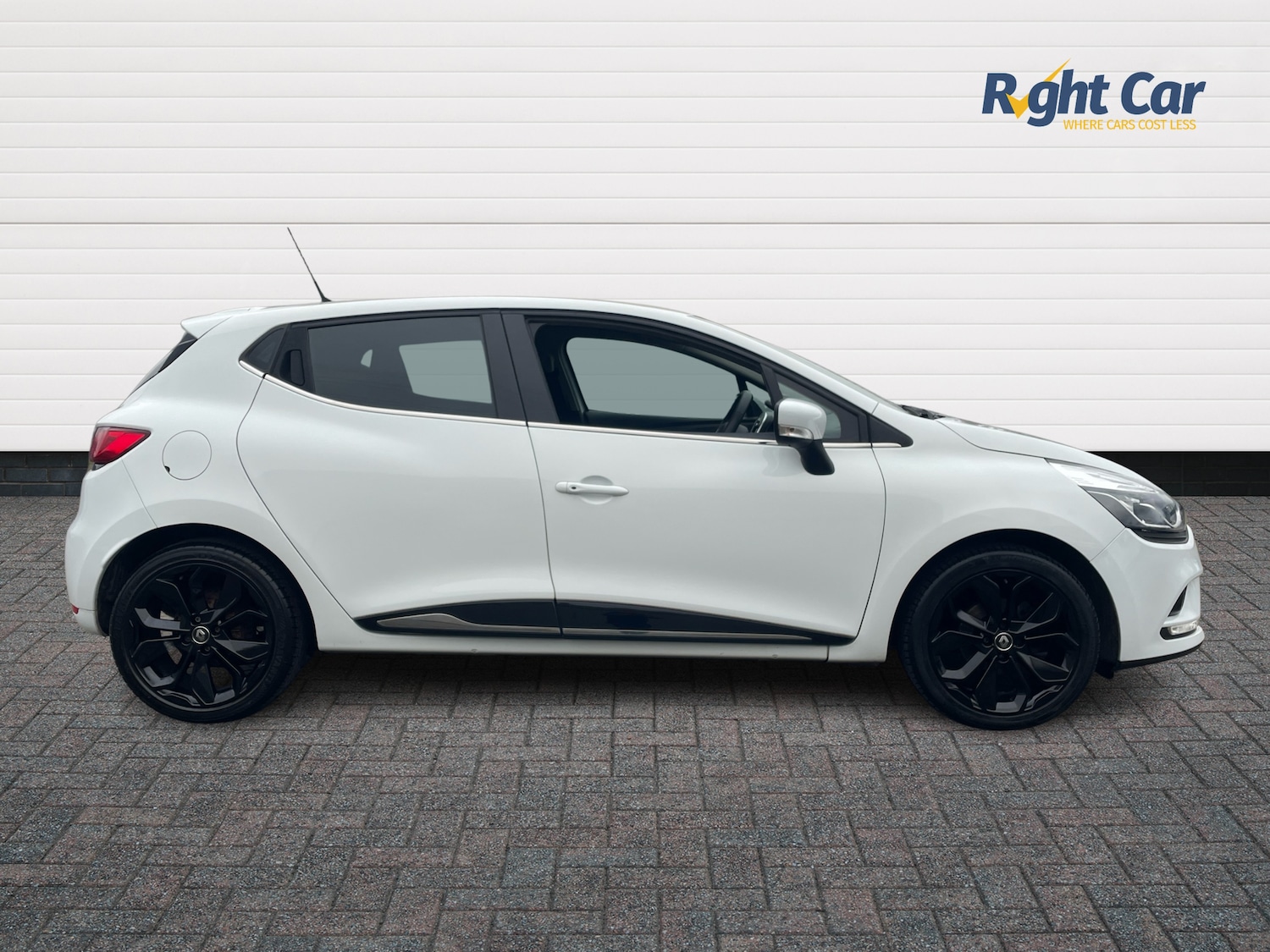 Used Renault Clio 2019 for sale - 77373113: Photo 4