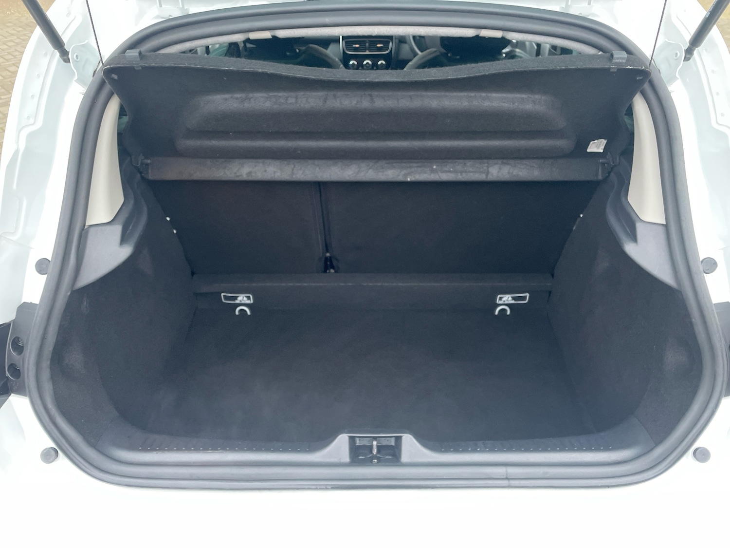 Used Renault Clio 2019 for sale - 77373113: Photo 9