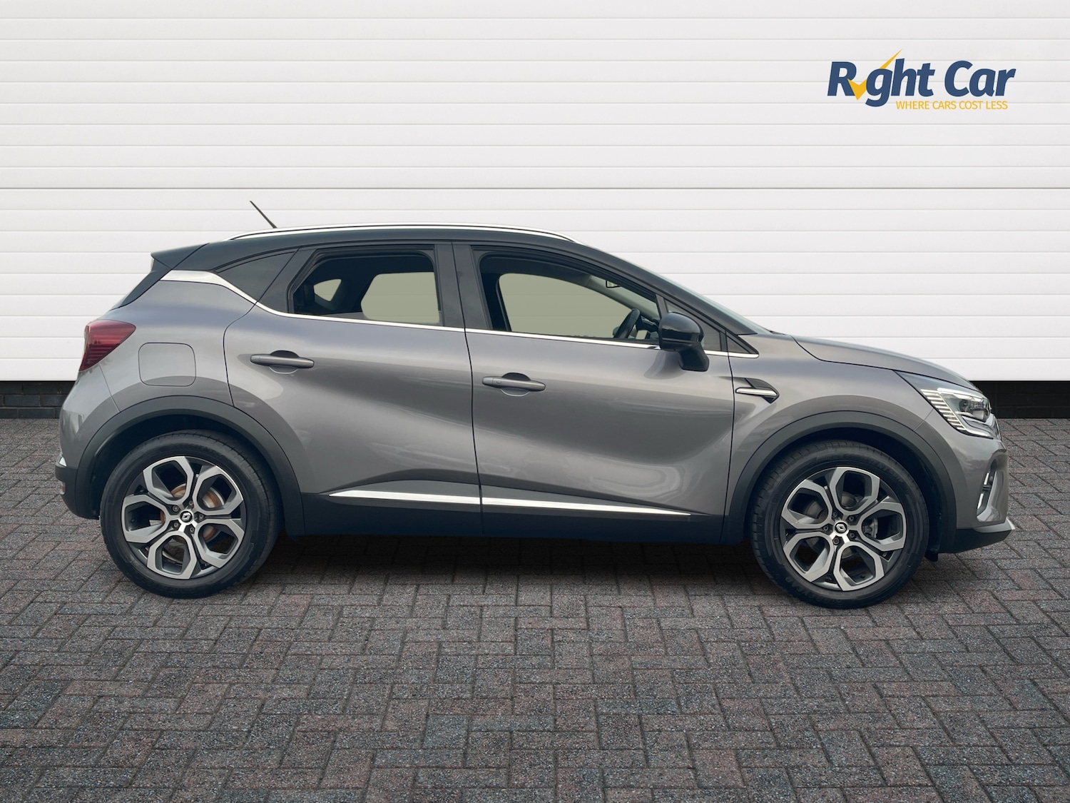 Used Renault Captur 2021 for sale - 76420152: Photo 4