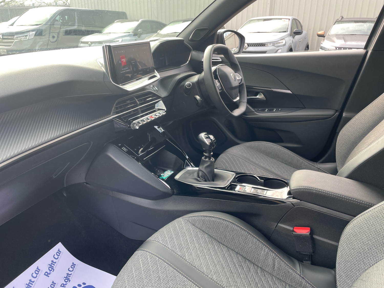 Used Peugeot 2008 2024 for sale - 78049852: Photo 2