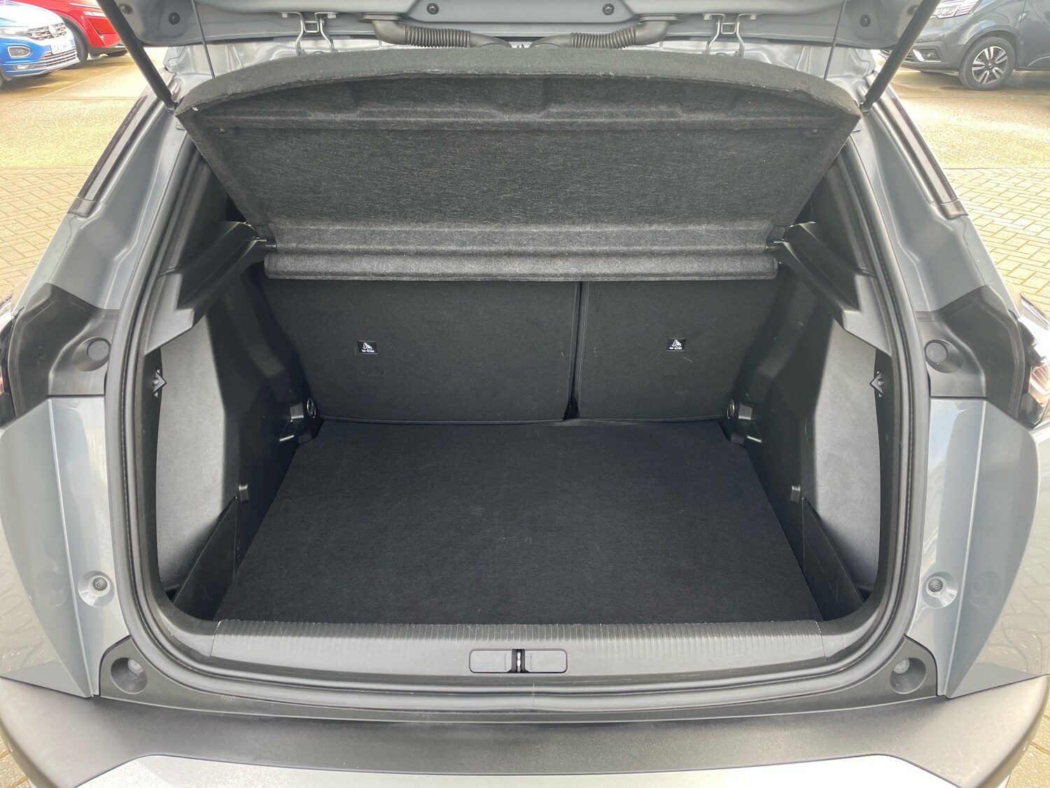 Used Peugeot 2008 2024 for sale - 78049852: Photo 9