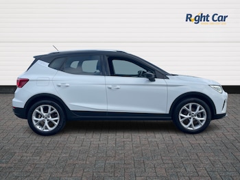 Used SEAT Arona 2023 for sale - 77360636: Photo