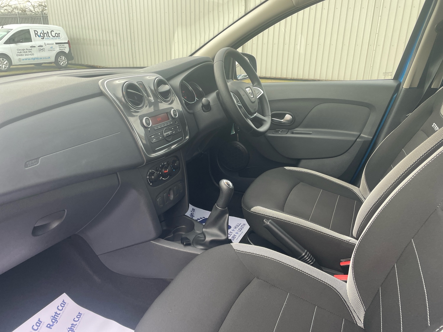 Used Dacia Sandero Stepway 2020 for sale - 76915121: Photo 2