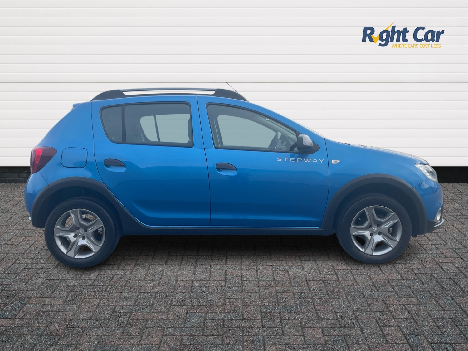 Used Dacia Sandero Stepway 2020 for sale - 76915121: Photo 4
