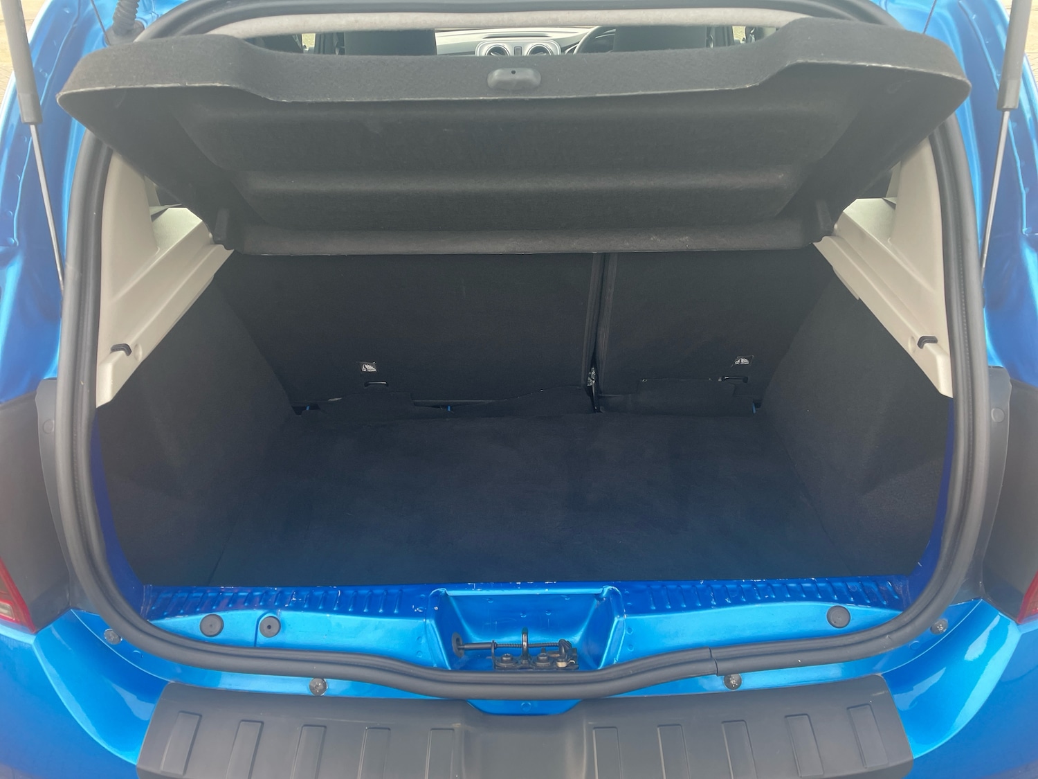 Used Dacia Sandero Stepway 2020 for sale - 76915121: Photo 9