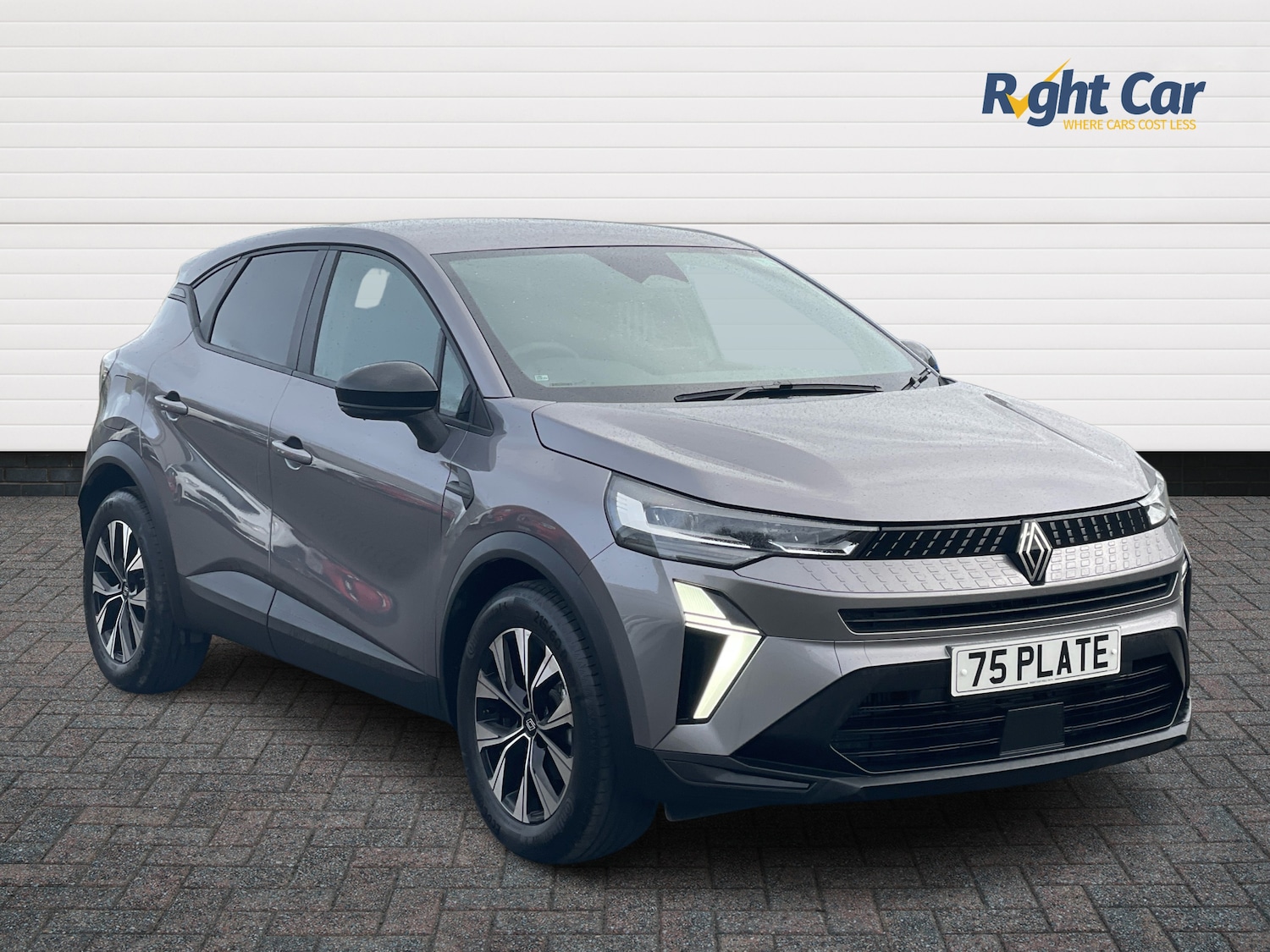Used Renault Captur 2025 for sale - 76474735: Photo 1