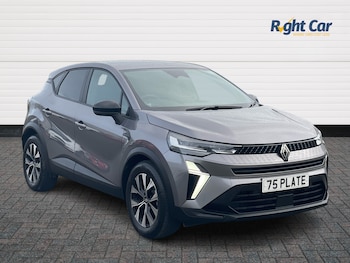 Used Renault Captur 2025 for sale - 76474735: Photo