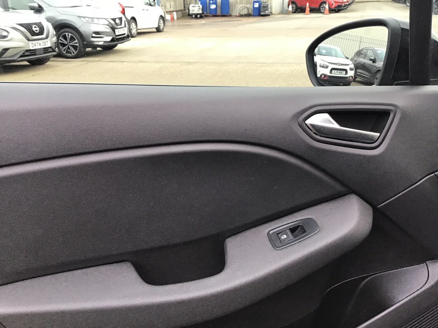 Used Renault Clio 2023 for sale - 77911328: Photo 11