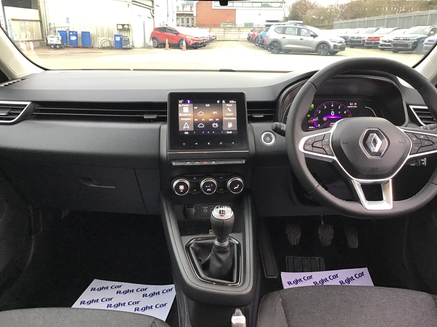 Used Renault Clio 2023 for sale - 77911328: Photo 8