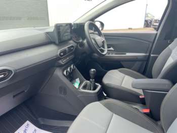 Used Dacia Sandero Stepway 2024 for sale - 75201601: Photo