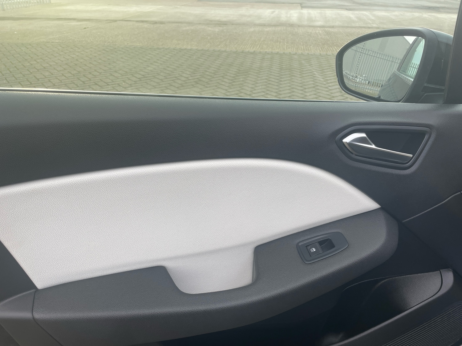 Used Renault Clio 2023 for sale - 76915127: Photo 11