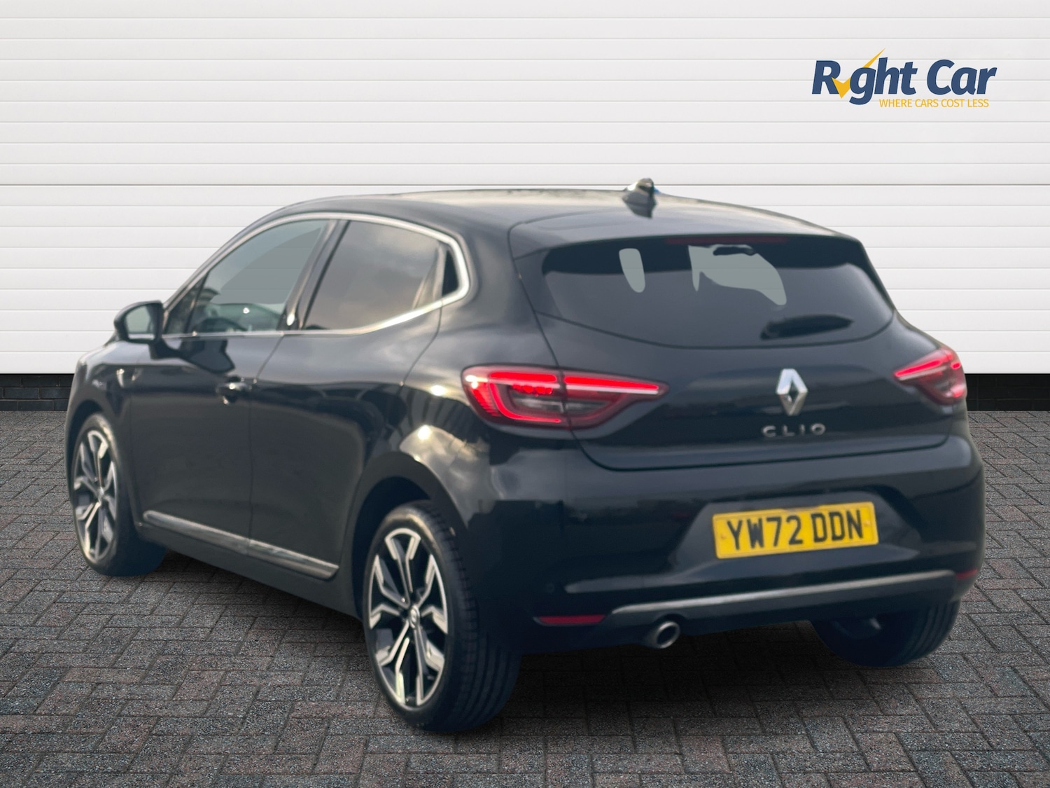 Used Renault Clio 2023 for sale - 76915127: Photo 3