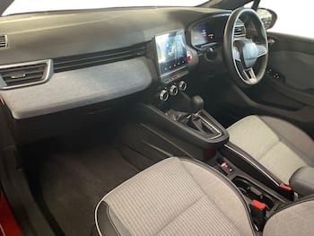 Used Renault Clio 2025 for sale - 79592236: Photo
