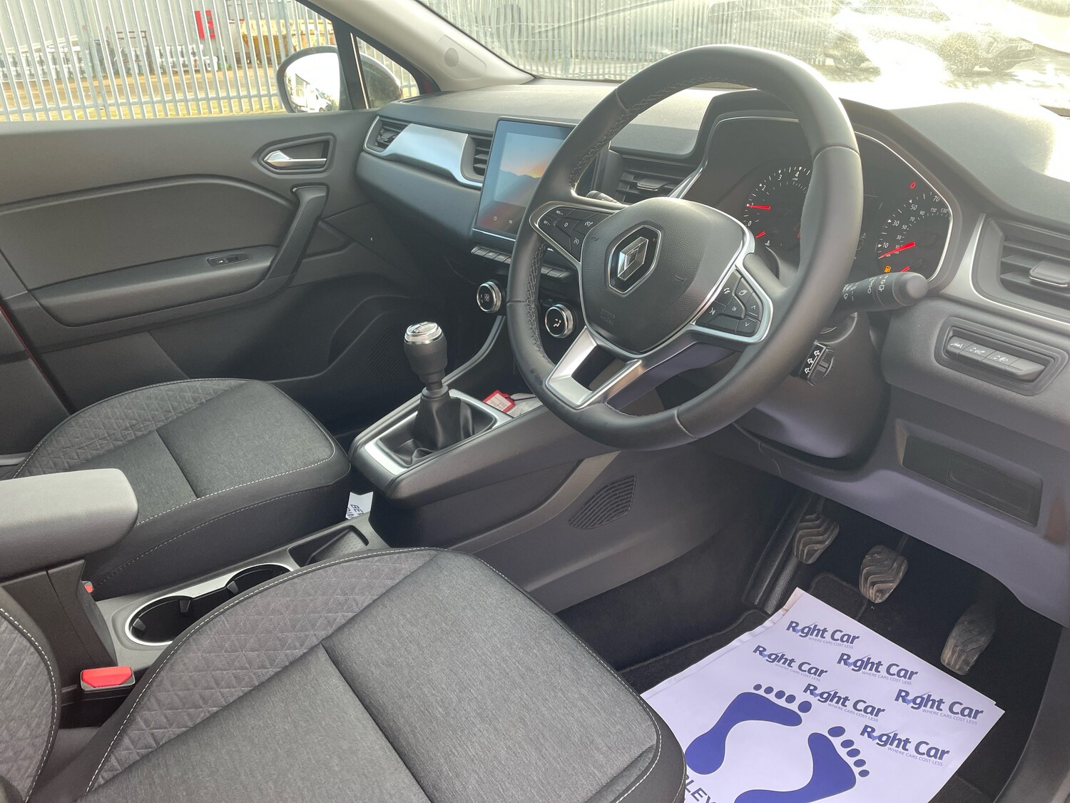 Used Renault Captur 2022 for sale - 76842217: Photo 6