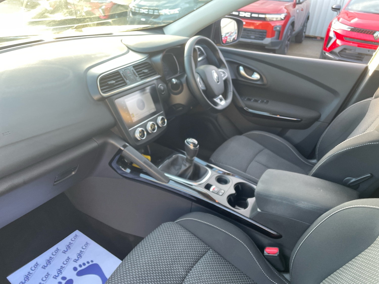 Used Renault Kadjar 2021 for sale - 76661121: Photo 2