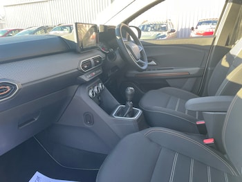 Used Dacia Sandero Stepway 2023 for sale - 76661128: Photo