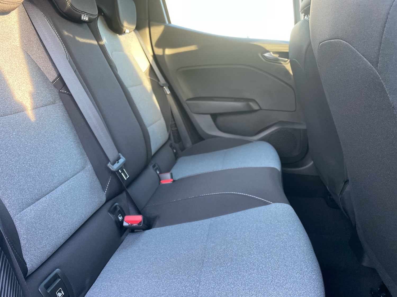 Used Renault Clio 2024 for sale - 76661132: Photo 10