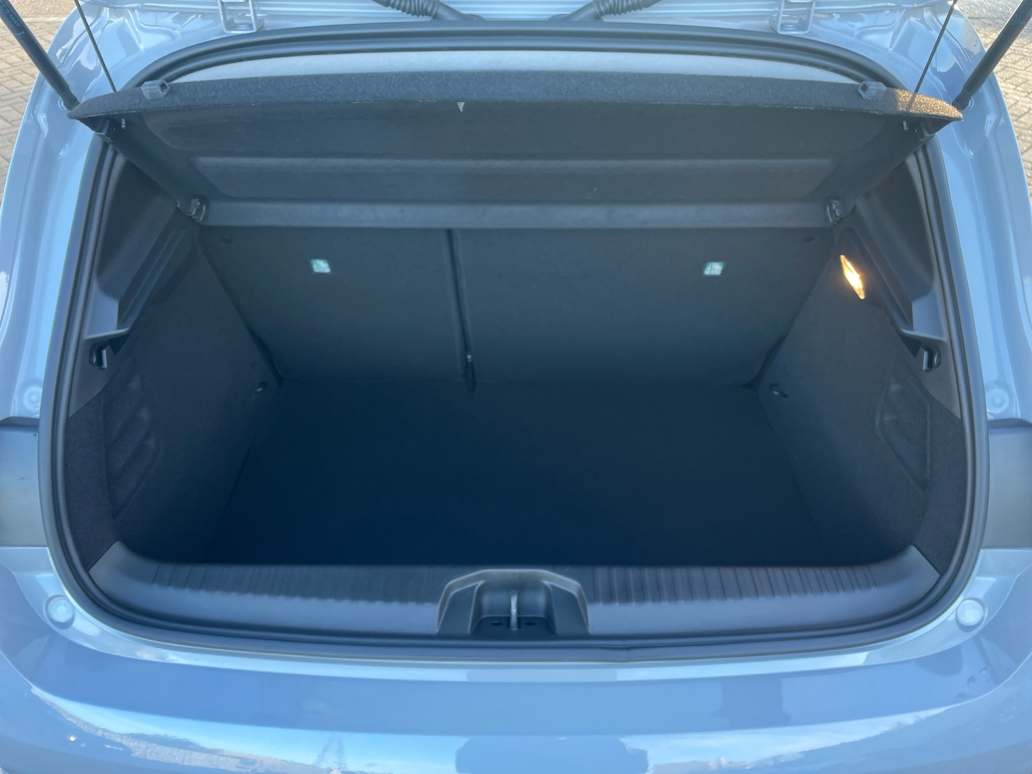 Used Renault Clio 2024 for sale - 76661132: Photo 9