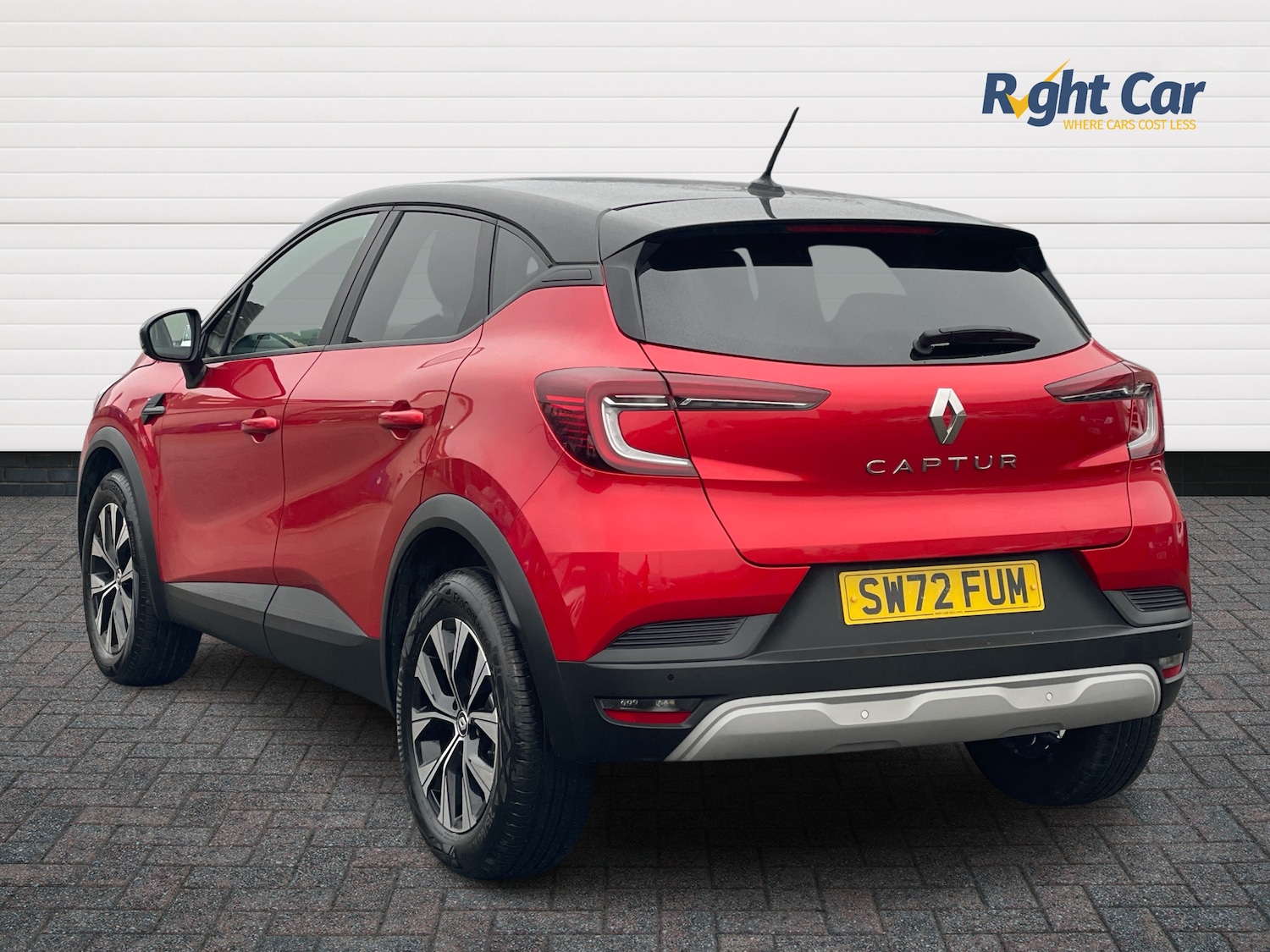 Used Renault Captur 2022 for sale - 77512725: Photo 3