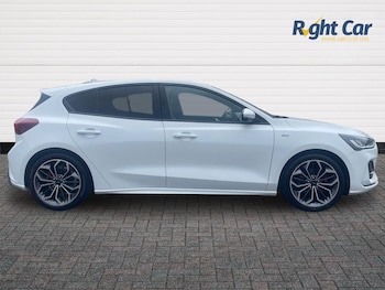 Used Ford Focus 2023 for sale - 79294033: Photo
