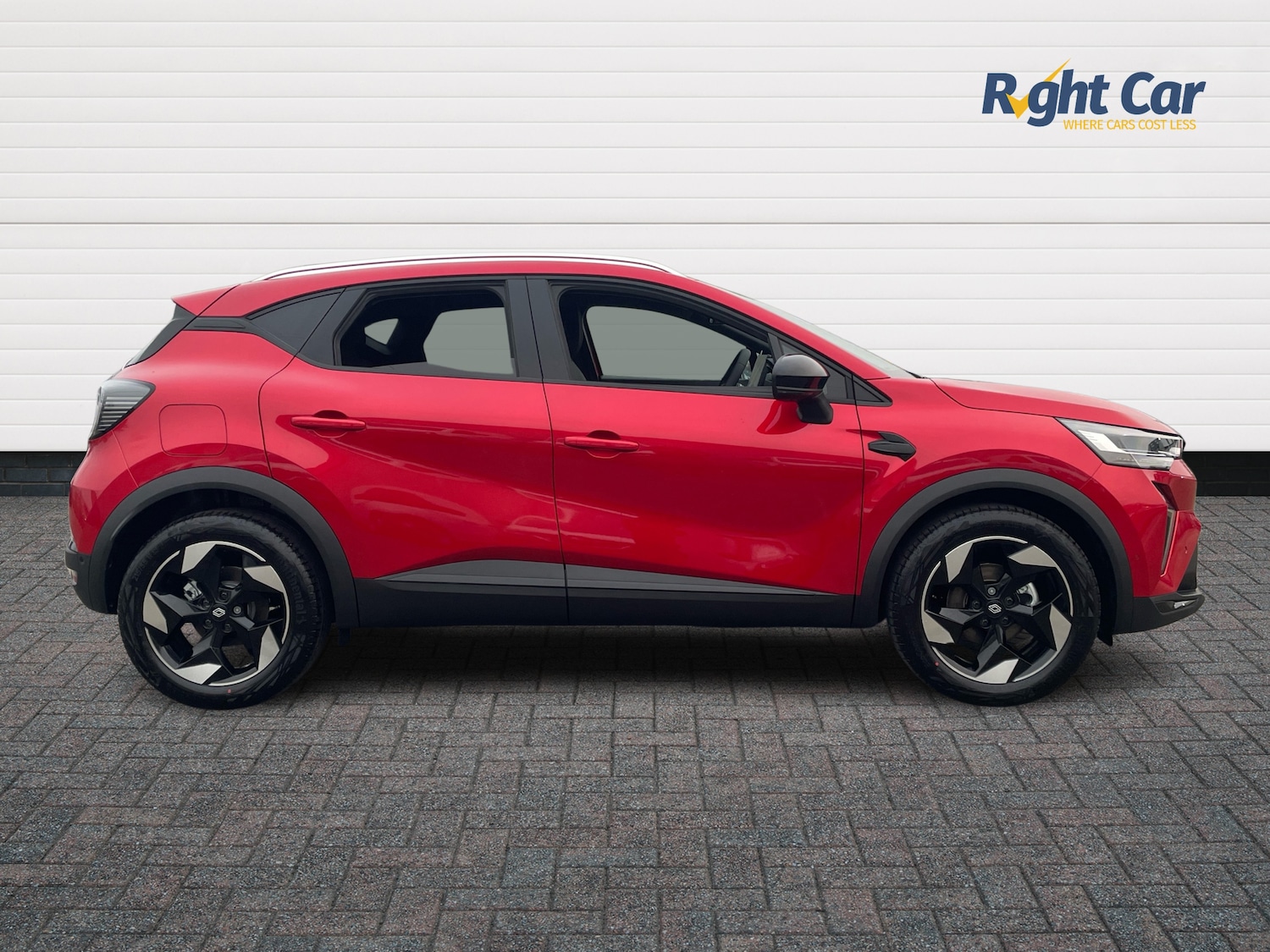 Used Renault Captur 2025 for sale - 77178236: Photo 4