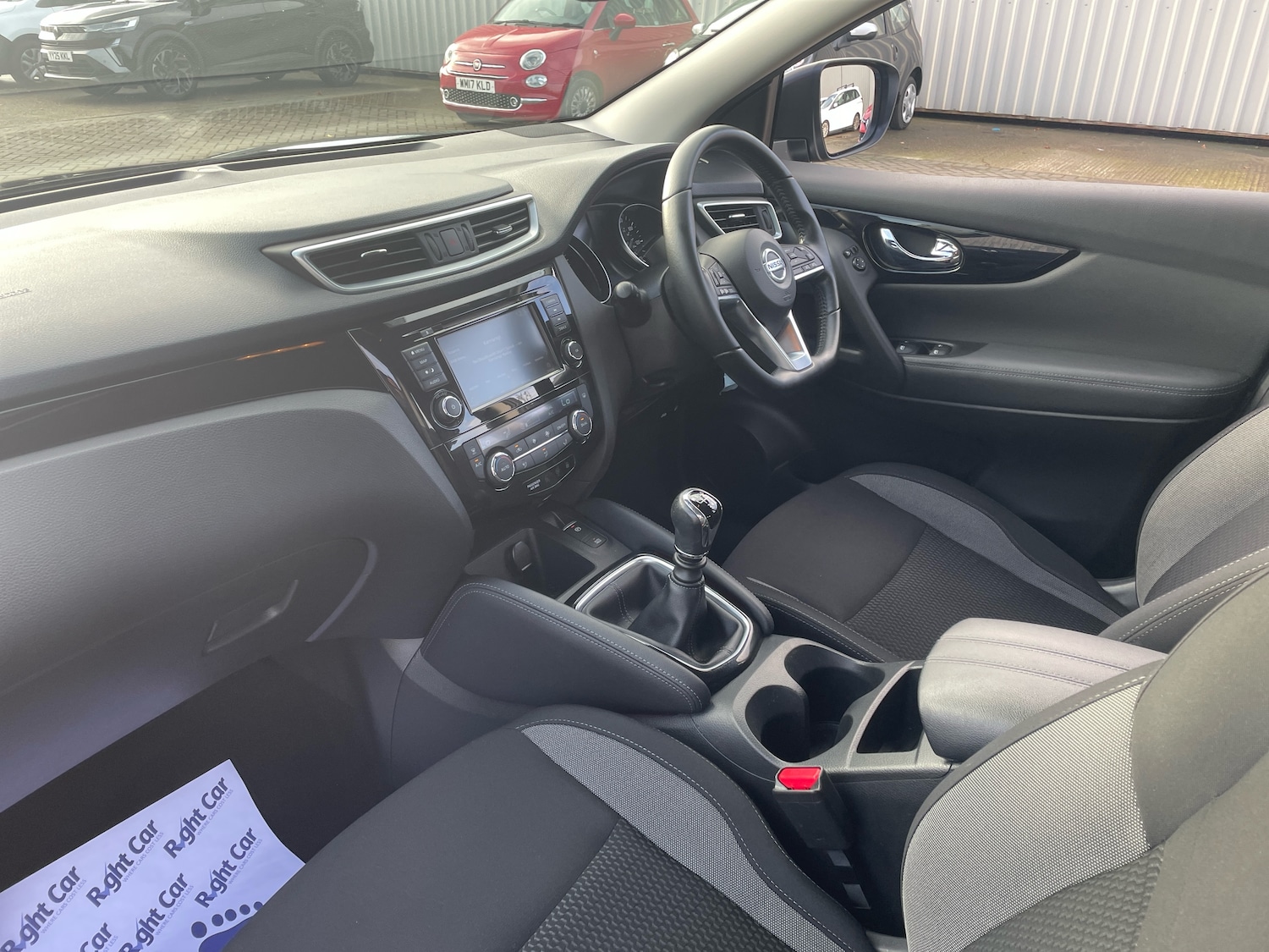 Used Nissan Qashqai 2019 for sale - 76487111: Photo 2