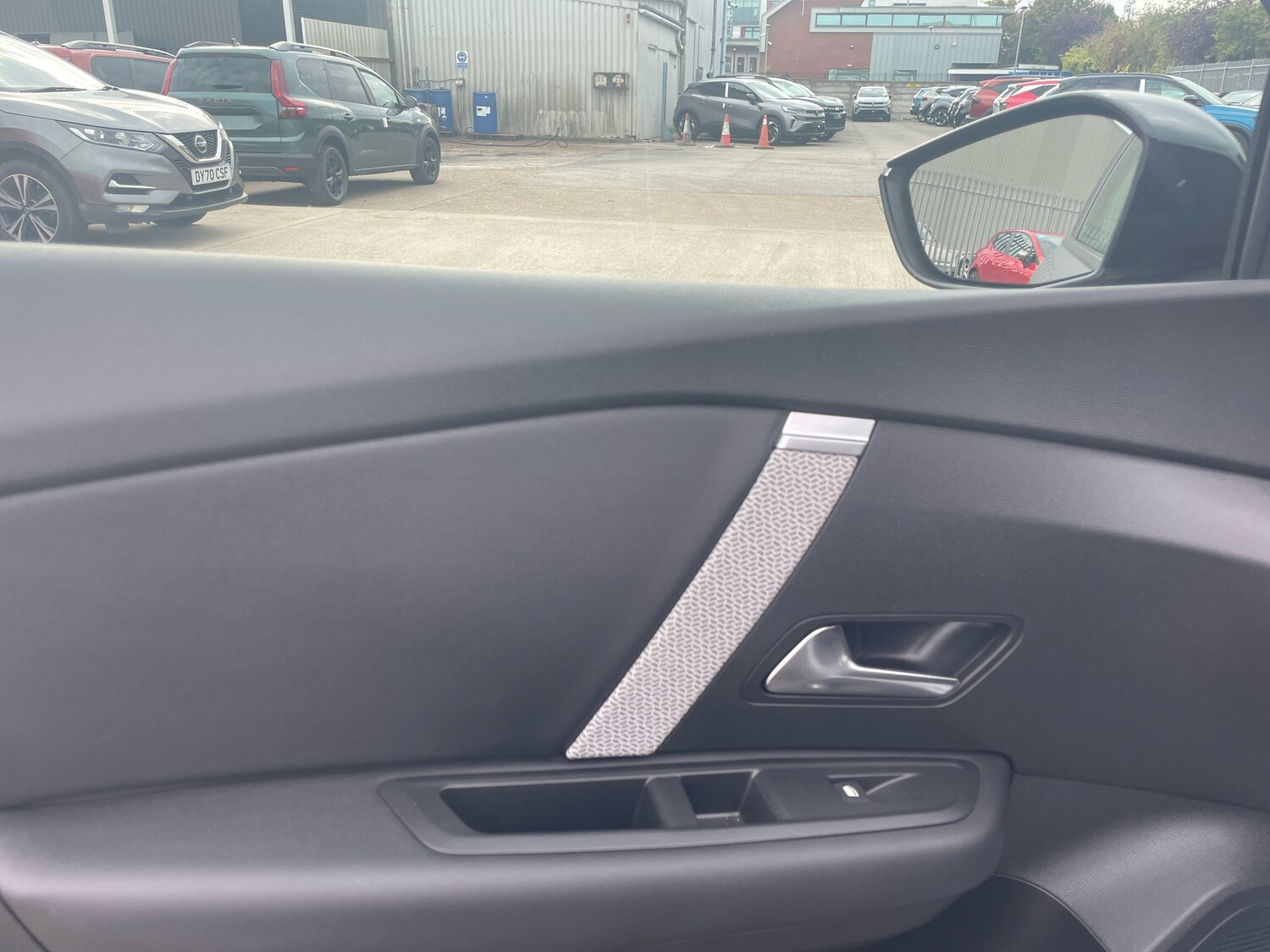 Used Citroen C4 2024 for sale - 76155300: Photo 11