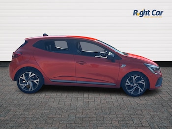 Used Renault Clio 2023 for sale - 75603116: Photo