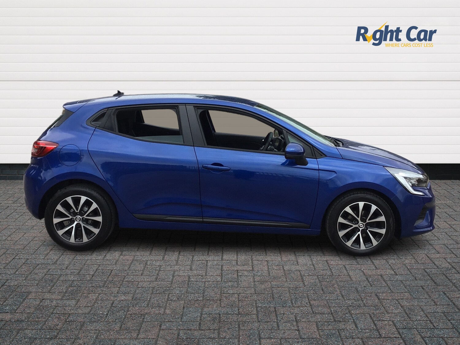 Used Renault Clio 2022 for sale - 77960030: Photo 4