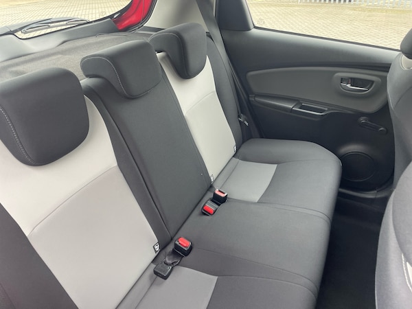 Used Toyota Yaris 2018 for sale - 76217369: Photo 10