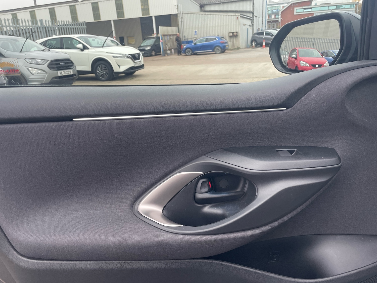 Used Toyota Yaris 2022 for sale - 76310028: Photo 11