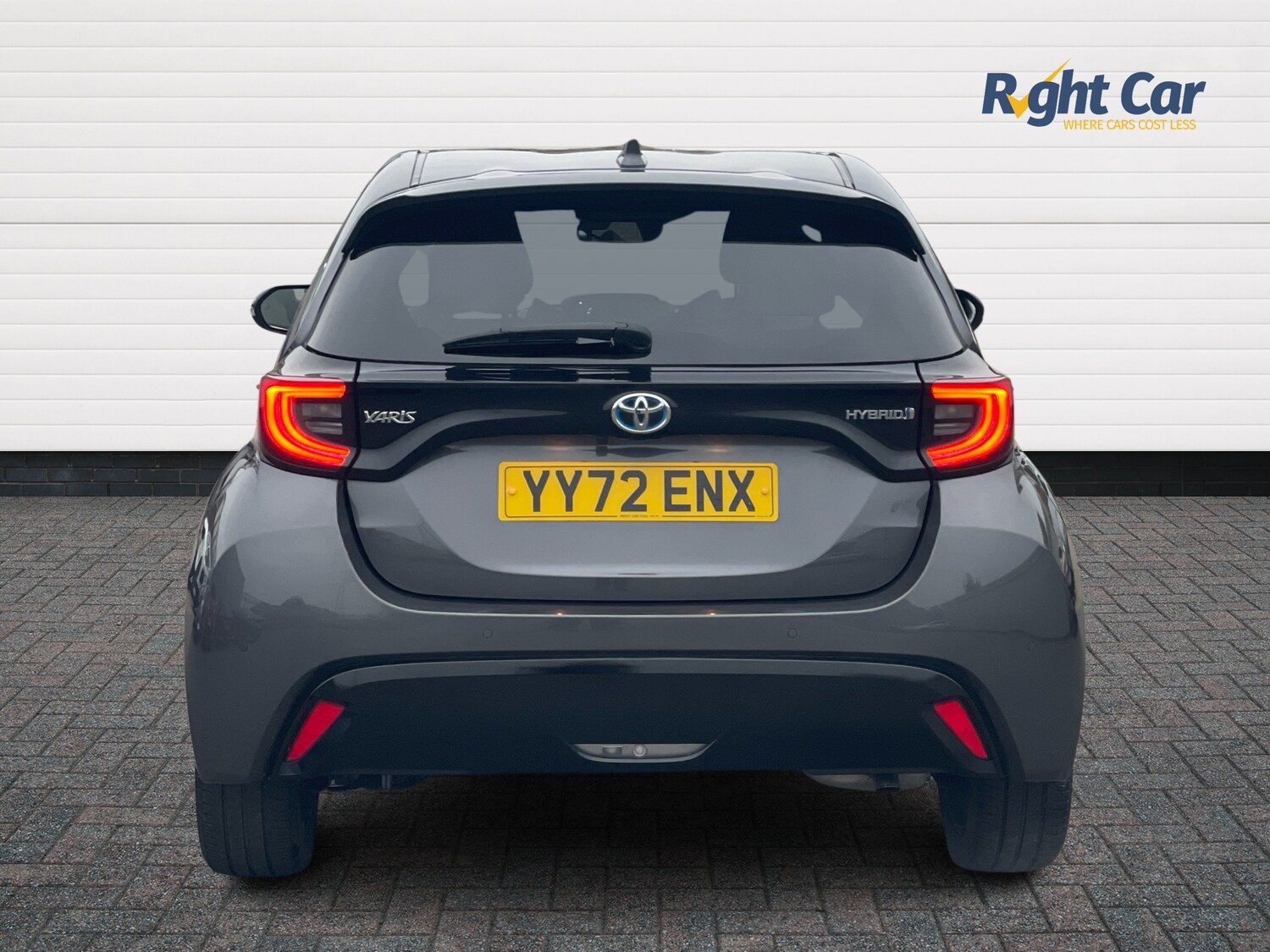 Used Toyota Yaris 2022 for sale - 76310028: Photo 12