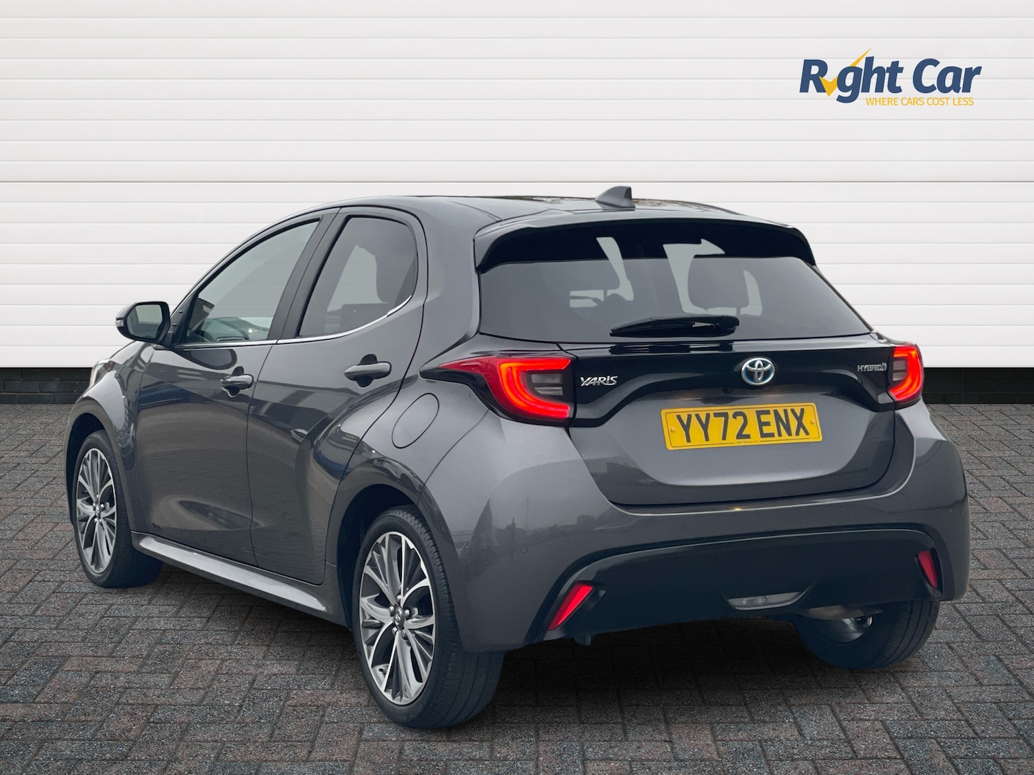 Used Toyota Yaris 2022 for sale - 76310028: Photo 3