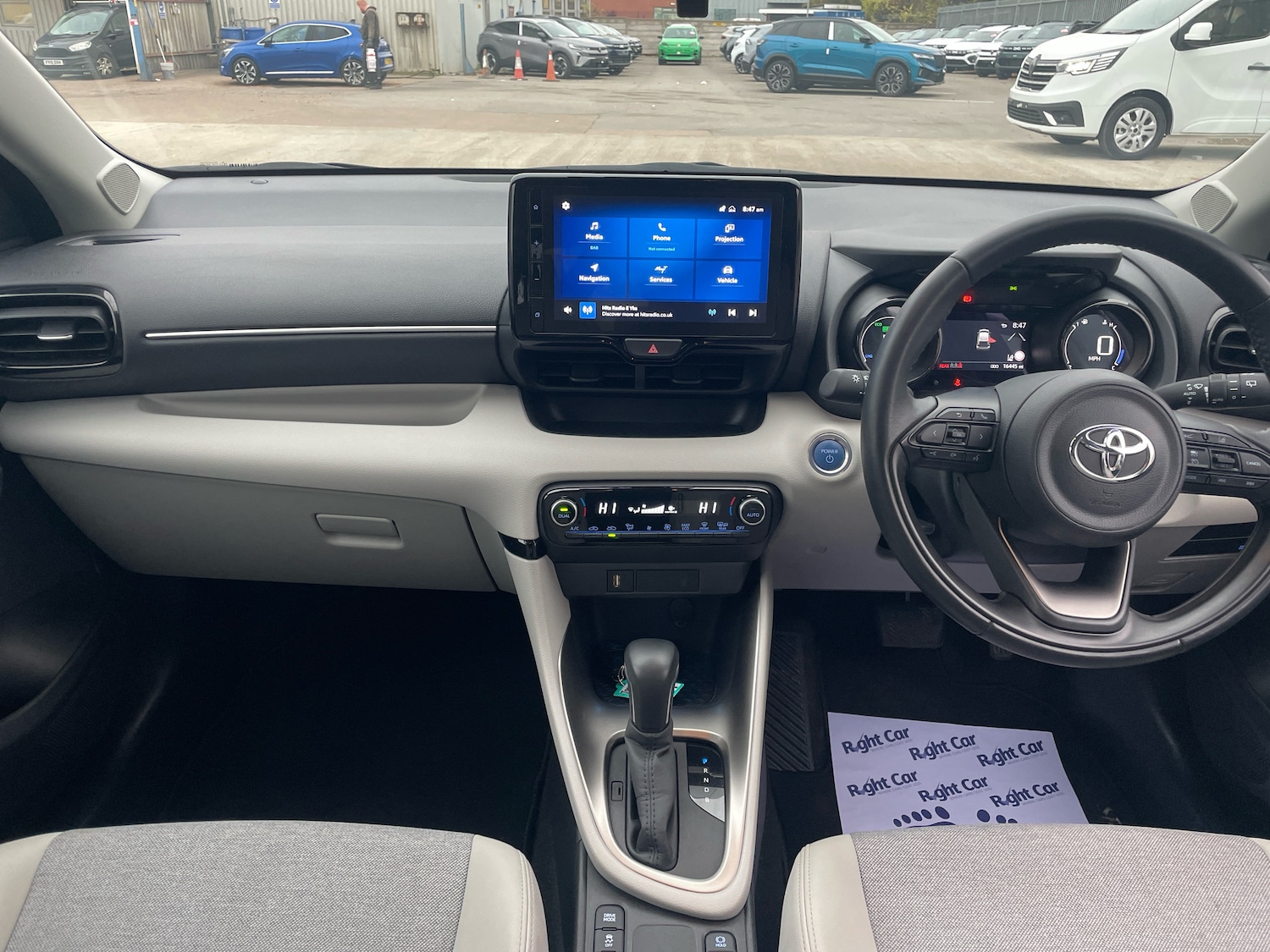 Used Toyota Yaris 2022 for sale - 76310028: Photo 8