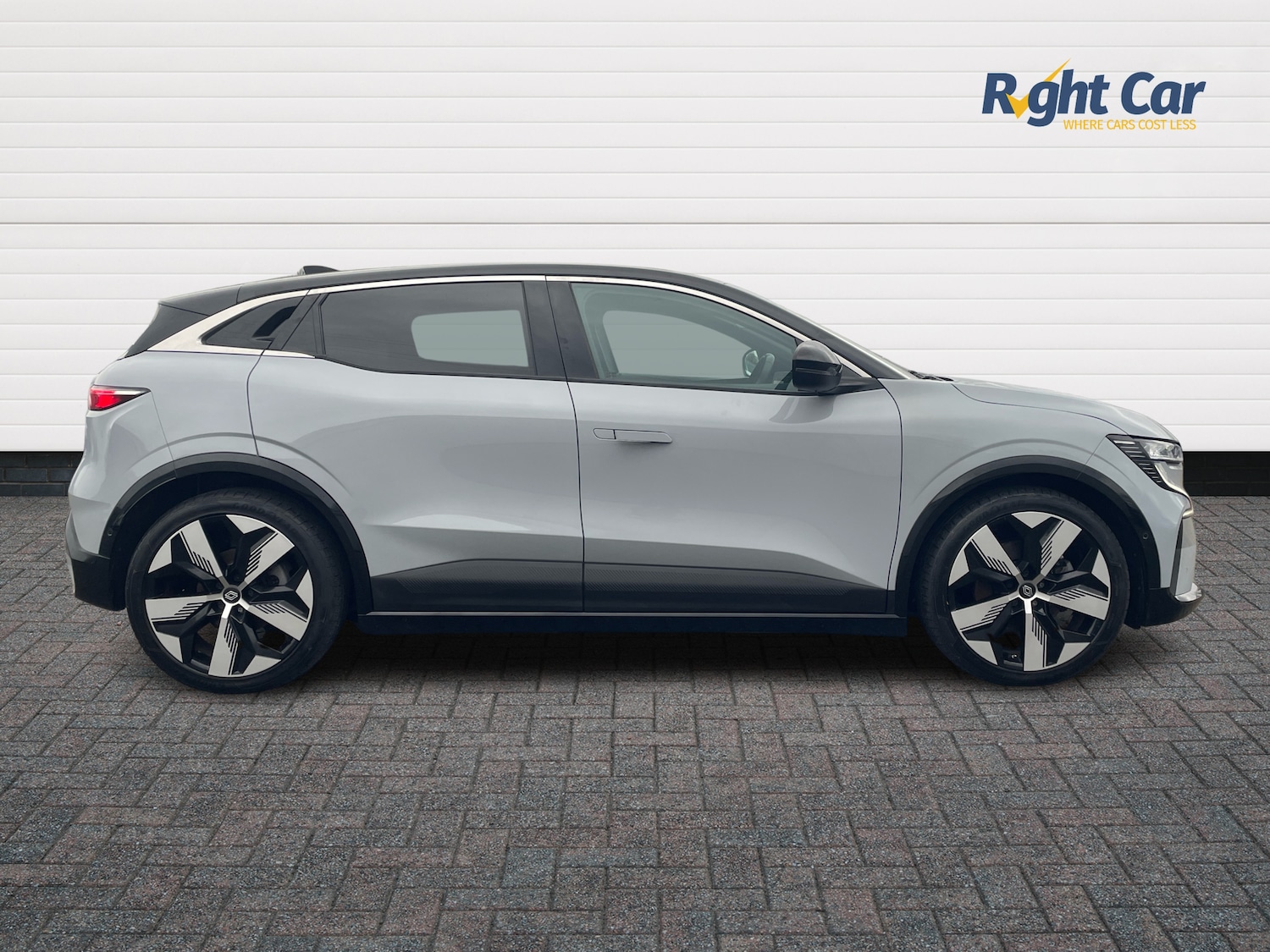 Used Renault Megane E Tech 2022 for sale - 76563394: Photo 4