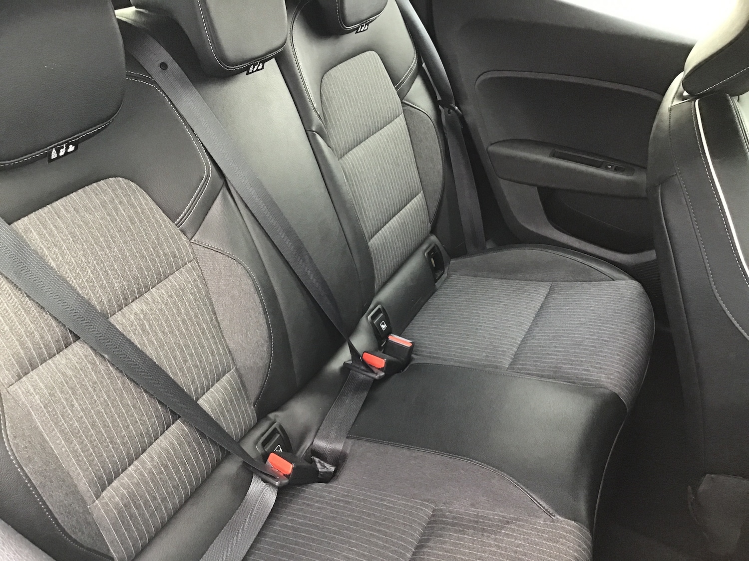 Used Renault Clio 2022 for sale - 77316103: Photo 10