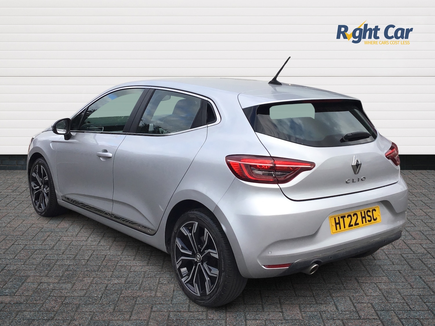 Used Renault Clio 2022 for sale - 77316103: Photo 3